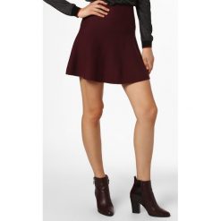 ONLY - Spódnica damska – Onlnew Dallas Skirt, czerwony. Czerwone spódniczki damskie ONLY, na co dzień, l, bez wzorów, z dzianiny, proste. Za 79,95 zł.