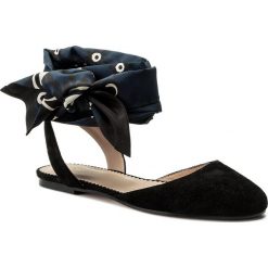Sandały RED VALENTINO - PQ0S0A73QXM Nero/Blu QDJ. Czarne klapki damskie marki Red Valentino, bez wzorów, ze skóry, bez obcasa, na obcasie. W wyprzedaży za 969,00 zł.