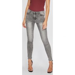 Answear - Jeansy Femifesto. Szare jeansy damskie ANSWEAR, s. W wyprzedaży za 59,90 zł.
