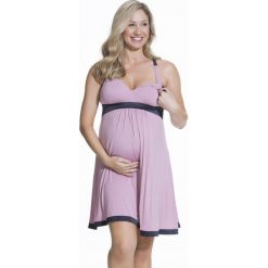 Koszula nocna dla ciężarnych i karmiących Gateau Pink. Różowe bielizna ciążowa marki Astratex, z elastanu, moda ciążowa. Za 231,99 zł.