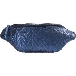 Torebki klasyczne damskie: Becksöndergaard RILEY METALLIC Saszetka nerka classic navy