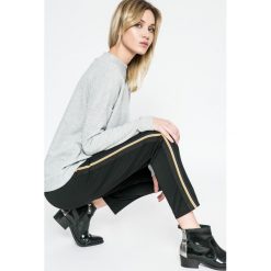 Mustang - Bluza Fancy Sweatshirt. Szare bluzy damskie Mustang, m, z dzianiny, bez kaptura. W wyprzedaży za 99,90 zł.