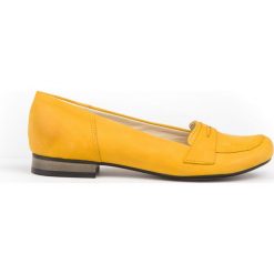 Klasyczne baleriny lordsy - skóra naturalna - model 025 - kolor żółty. Żółte baleriny damskie Zapato, z jeansu, z okrągłym noskiem, na niskim obcasie, na obcasie. Za 299,00 zł.