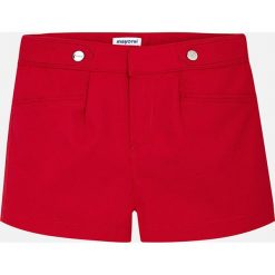 Mayoral - Szorty dziecięce 128-167 cm. Czerwone spodenki dziewczęce marki Mayoral, z haftami, z bawełny, casualowe. Za 114,90 zł.