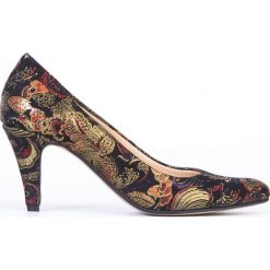 Czółenka na 7 cm szpilce - skóra naturalna - model 1367 - kolor złota mozaika. Żółte czółenka damskie Zapato, bez wzorów, ze skóry, bez obcasa, na szpilce. Za 319,00 zł.