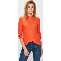 Answear - Sweter Secret Garden. Pomarańczowe swetry klasyczne damskie marki ANSWEAR, s, z wełny, z okrągłym kołnierzem. Za 149,90 zł.