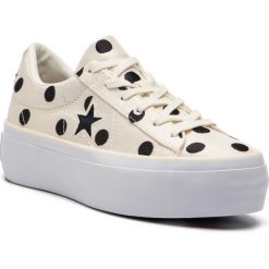 Tenisówki CONVERSE - One Star Platform Ox 560696C Egret/Black/White. Brązowe trampki i tenisówki damskie Converse, bez wzorów, z tworzywa sztucznego, bez zapięcia. W wyprzedaży za 209,00 zł.