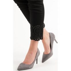 SZARE SZPILKI. Szare czółenka damskie SMALL SWAN, bez wzorów, bez obcasa, na szpilce, bez zapięcia. Za 49,90 zł.