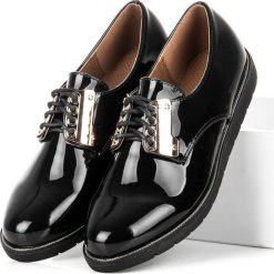 Creepersy damskie: Wygodne lakierowane półbuty BEST SHOES czarne
