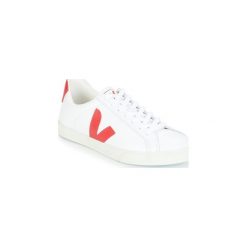 Buty Veja ESPLAR. Białe trampki i tenisówki damskie marki Veja, bez wzorów, bez zapięcia. Za 351,20 zł.