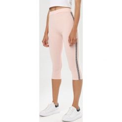Różowe Legginsy Clarose. Różowe legginsy damskie Born2be, s, bez wzorów. W wyprzedaży za 19,99 zł.