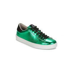 Buty Victoria DEPORTIVO METALIZADO. Zielone trampki i tenisówki damskie Victoria, bez wzorów, bez zapięcia. Za 224,30 zł.