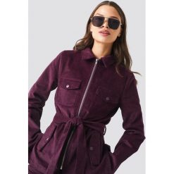 NA-KD Trend Sztruksowa marynarka z wiązaniem - Purple. Fioletowe marynarki damskie NA-KD Trend, w paski, z bawełny. Za 242,95 zł.