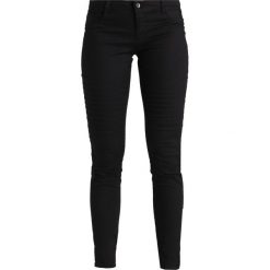 Vero Moda VMHOT FIVE BIKER ANKLE PANTS Jeans Skinny Fit black. Czarne rurki damskie Vero Moda. Za 129,00 zł.