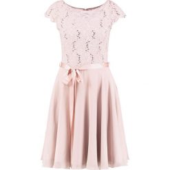Swing Sukienka koktajlowa rose. Szare sukienki koktajlowe marki Swing, z materiału. Za 589,00 zł.