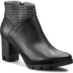 Botki KARINO - 1441/053-P Biało/Czarny. Czarne botki damskie zamszowe marki Karino. W wyprzedaży za 239,00 zł.
