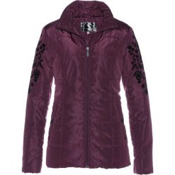 Kurtka pikowana z aksamitnym nadrukiem bonprix czarny bez. Fioletowe kurtki damskie pikowane marki bonprix, z nadrukiem. Za 139,99 zł.