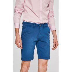 Pepe Jeans - Szorty Mc Queen. Różowe spodenki i szorty męskie Pepe Jeans, l, bez wzorów, z elastanu, casualowe. W wyprzedaży za 179,90 zł.