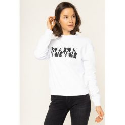 Bluza Calvin Klein Jeans J20J212984. Białe bluzy damskie Calvin Klein Jeans, s, bez wzorów, z bawełny, bez rękawów, bez kaptura. W wyprzedaży za 299,00 zł.