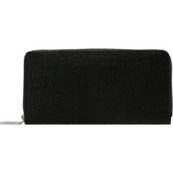 Portfele damskie: Whistles PONY CROC Portfel black