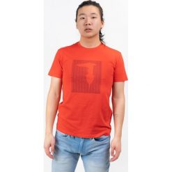 Trussardi Jeans koszulka męska 52T00311-1T003605 L czerwona. Czerwone koszulki męskie Trussardi Jeans, m, bez wzorów, z jeansu, bez kołnierzyka, bez rękawów. Za 179,00 zł.