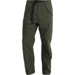 Levi's® T2MS CARRIER PANT Bojówki lodge green. Białe bojówki męskie Levi's®, z bawełny. Za 369,00 zł.
