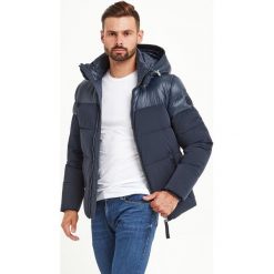 PIKOWANA KURTKA JOSHA JOOP! JEANS. Płaszcze męskie JOOP! Jeans, m, bez wzorów, z jeansu, bez kaptura. Za 1399,00 zł.