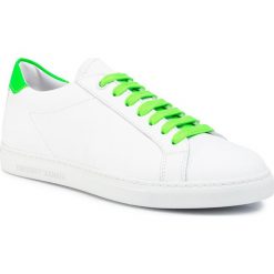 Sneakersy EMPORIO ARMANI - X3X086 XM421 M662 Opt.White/Green Fluo. Białe półbuty damskie Emporio Armani, ze skóry. Za 1079,00 zł.