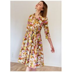 Sukienka Alodia Arancia pomarańczowa 44 pomarańczowy. Pomarańczowe sukienki damskie s, w paski, z elastanu, bez kołnierzyka, bez rękawów, rozkloszowane. Za 447,00 zł.