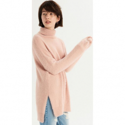 Długi sweter oversize z golfem - Różowy. Czerwone golfy damskie Sinsay, l. Za 79,99 zł.