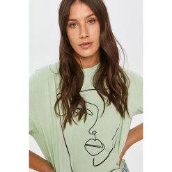 Answear Lab - T-shirt. Zielone bluzki damskie Answear Lab, s, z nadrukiem, z bawełny, z okrągłym kołnierzem. Za 59,90 zł.