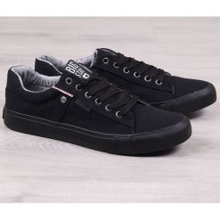 Trampki męskie sznurowane czarne Big Star AA174096 - czarny. Czarne trampki męskie BIG STAR, bez wzorów, retro, na sznurówki. Za 109,99 zł.