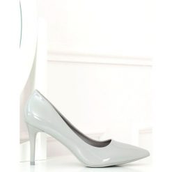 Szpilki damskie szare LE011P Grey. Szare czółenka damskie ButyModne, bez wzorów, ze skóry ekologicznej, klasyczne, bez obcasa, na obcasie, bez zapięcia. W wyprzedaży za 109,00 zł.
