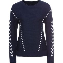 Sweter dzianinowy ze sznurowaną wstawką bonprix ciemnoniebiesko-biały. Niebieskie swetry klasyczne damskie bonprix, z dzianiny, ze sznurowanym dekoltem. Za 109,99 zł.