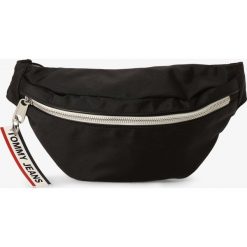 Tommy Jeans - Saszetka damska, czarny. Czarne saszetki damskie Tommy Jeans, bez wzorów, z jeansu, bez dodatków. Za 299,95 zł.