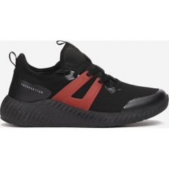 Czarno-Czerwone Buty Sportowe Marmaya. Czarne buty sportowe męskie Born2be, bez zapięcia. Za 129,99 zł.