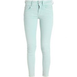 GStar LYNN DMID SUPER SKINNY ANKLE COJ Jeans Skinny Fit fresh cote. Zielone jeansy damskie G-Star, z elastanu. W wyprzedaży za 389,40 zł.