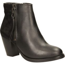 BOTKI BRONX 33621-M. Czarne botki damskie marki Bronx, bez obcasa, bez zapięcia. Za 159,99 zł.