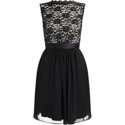 Swing Sukienka koktajlowa black. Czarne sukienki koktajlowe marki Swing, z materiału. W wyprzedaży za 408,85 zł.