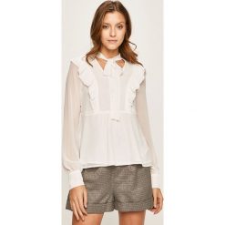 Guess Jeans - Bluzka. Różowe bluzki damskie s, z aplikacjami, z poliesteru. Za 369,90 zł.