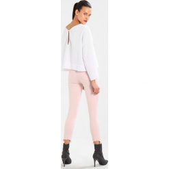 Bluzki damskie: American Vintage WASHED Bluzka white