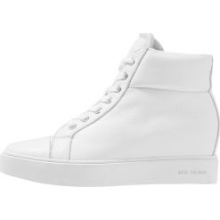 Shoe The Bear AVA Sneakersy wysokie white. Białe trampki i tenisówki damskie marki Shoe The Bear, ze skóry. Za 629,00 zł.