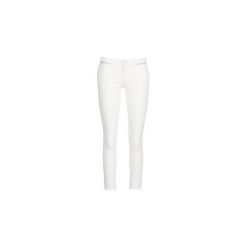 Jeansy slim fit Ikks BN29135-11. Białe jeansy damskie IKKS, bez wzorów, z jeansu. Za 471,20 zł.