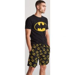 Bawełniana piżama Batman - Czarny. Czarne piżamy męskie Reserved, s, z motywem z bajki, z bawełny, bez rękawów. Za 79,99 zł.