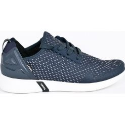 Levi's - Buty. Niebieskie buty sportowe męskie marki Levi's®, z materiału, na sznurówki. W wyprzedaży za 299,90 zł.
