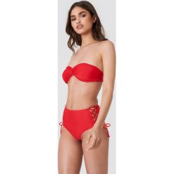 Stroje dwuczęściowe damskie: NA-KD Swimwear Dół bikini ze sznurowaniem – Red