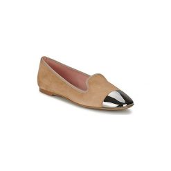 Baleriny Pretty Ballerinas ANGELIS. Brązowe baleriny damskie marki Pretty Ballerinas, bez wzorów, bez obcasa. Za 631,20 zł.