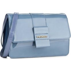 Torebka TWINSET - Tracolla OA7TJA 00279. Niebieskie listonoszki damskie Twinset, bez wzorów, ze skóry, lakierowane, bez dodatków. W wyprzedaży za 549,00 zł.