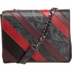 Skórzana torebka w kolorze czarno-czerwonym - 24 x 19 x 10 cm. Czarne torebki klasyczne damskie BREE, w paski, z materiału. W wyprzedaży za 818,95 zł.