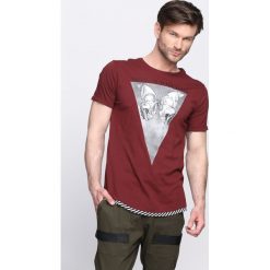 T-shirty męskie: Bordowa Koszulka Eerie